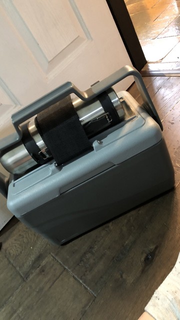 thermos lunch lugger with flask